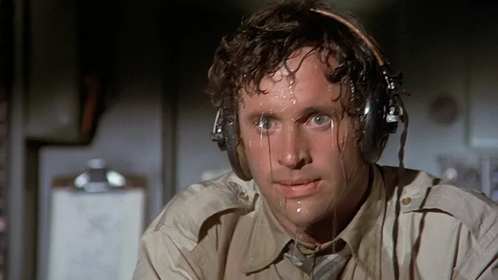 Emergency landing scene in Where's the Pilot